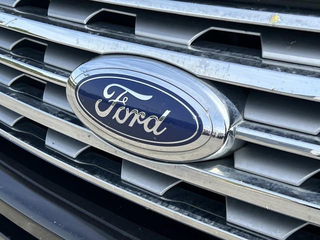 Certified 2019 Ford Expedition Limited w/ Driver Assistance Package AWD/4WD image 9