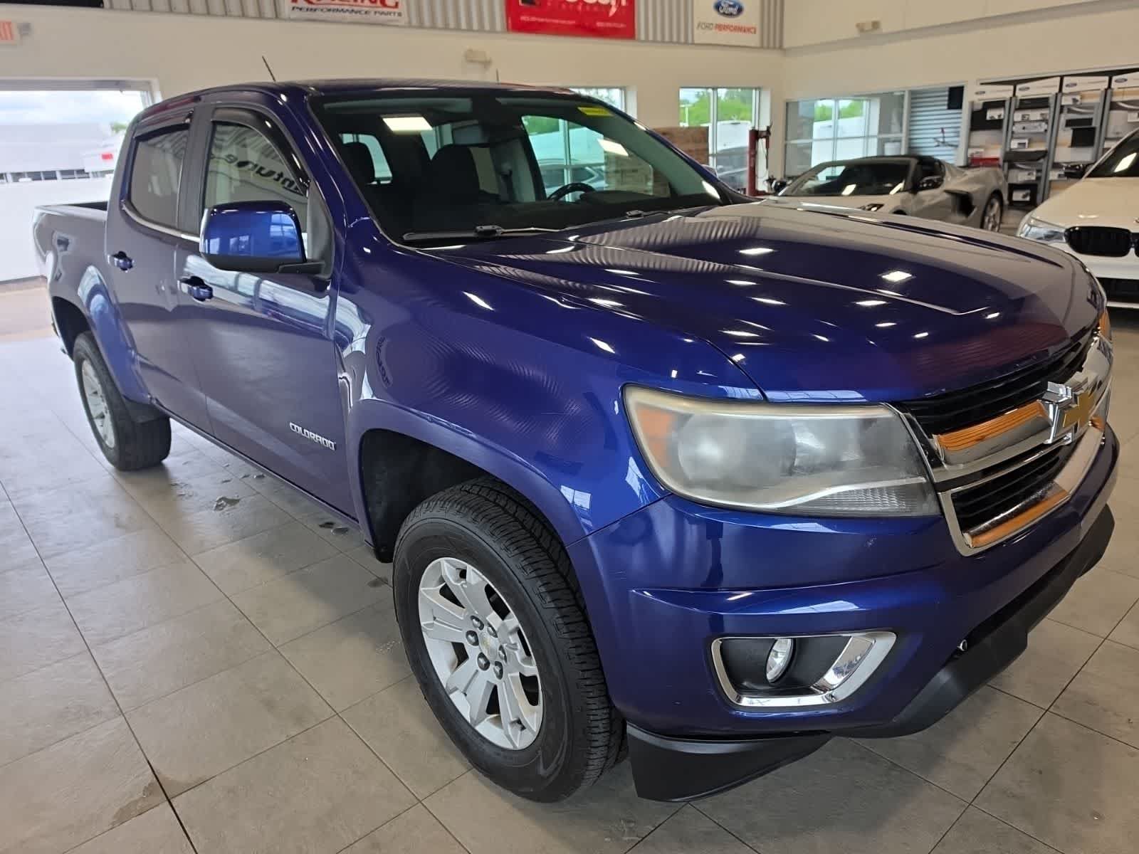 Used 2017 Chevrolet Colorado LT w/ LT Convenience Package AWD/4WD image 5