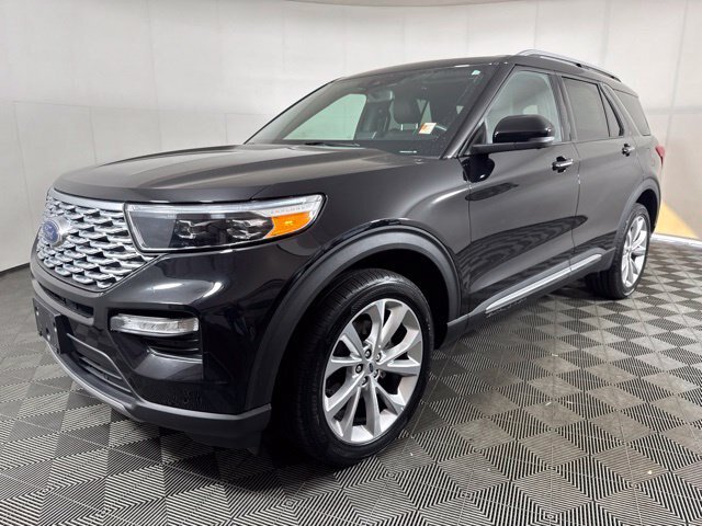 Certified 2023 Ford Explorer Platinum w/ Technology Package AWD/4WD image 8