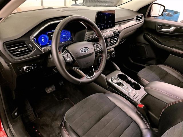 Certified 2022 Ford Escape SEL w/ SEL Stealth AWD Package image 12