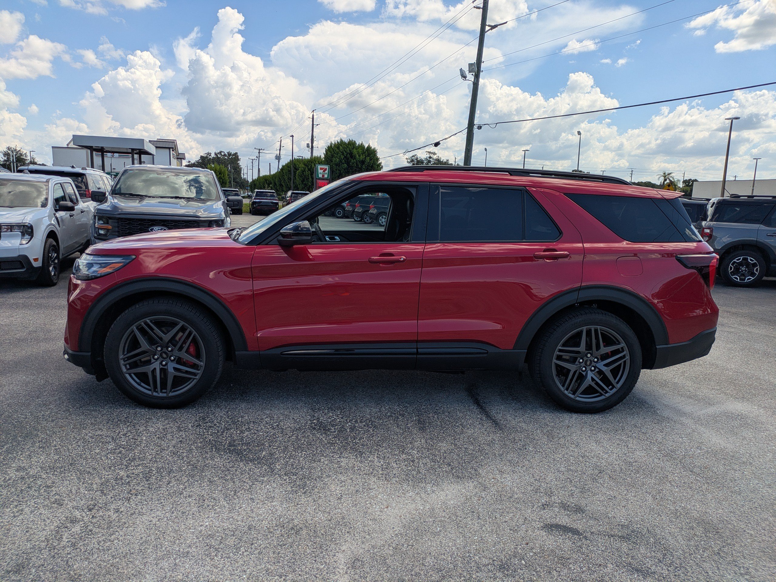 Certified 2026 Ford Explorer ST w/ Sun And Sound Package AWD/4WD image 7
