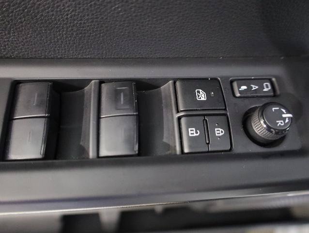 Used 2023 Toyota Tundra Platinum AWD/4WD image 26