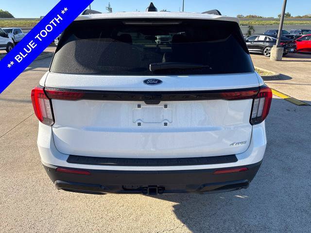 Certified 2025 Ford Explorer ST-Line AWD/4WD image 9