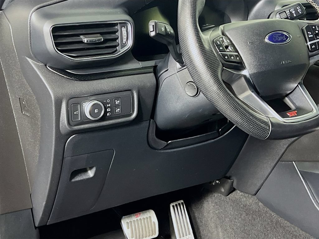 Certified 2020 Ford Explorer ST w/ ST Street Pack AWD/4WD image 12