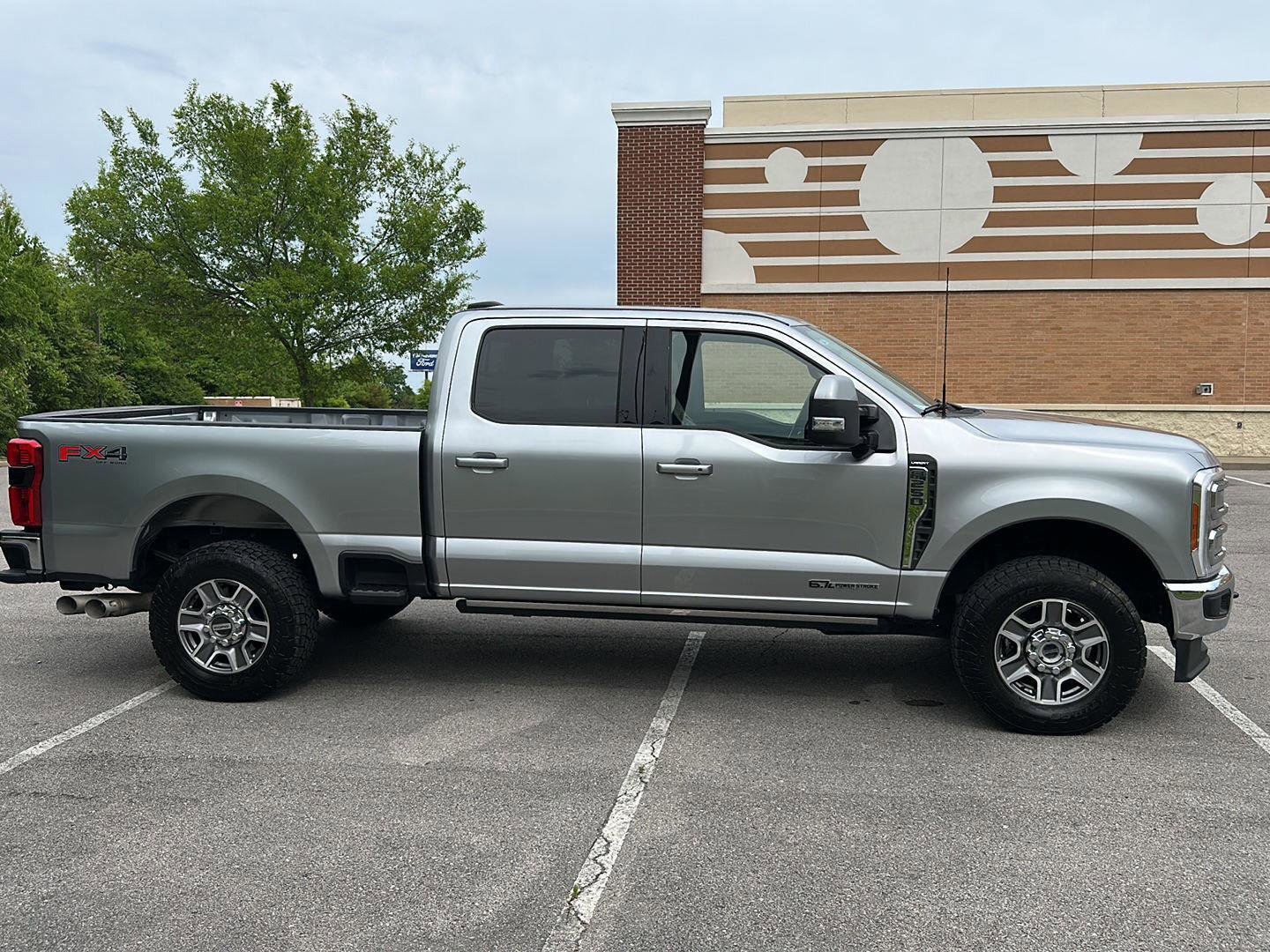 Certified 2023 Ford F250 Lariat AWD/4WD image 6