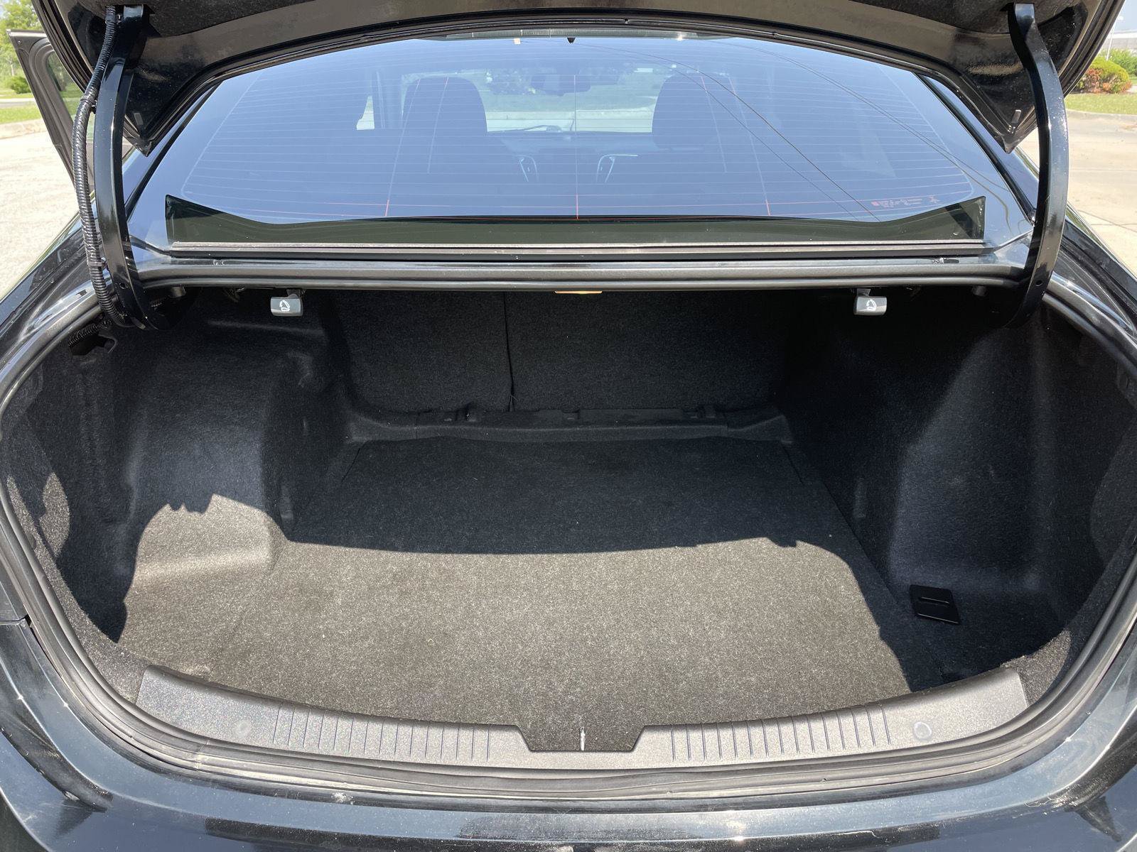 Used 2019 Chevrolet Malibu LT FWD image 34