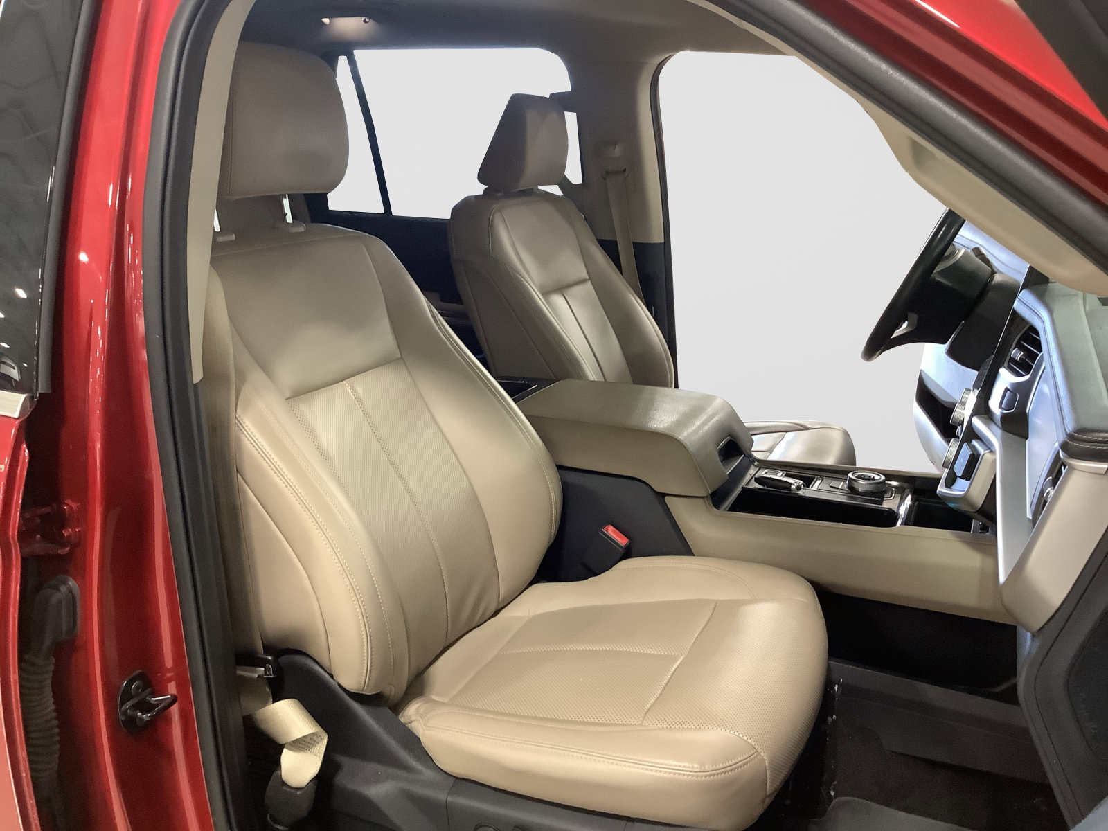 Certified 2022 Ford Expedition XLT RWD image 18