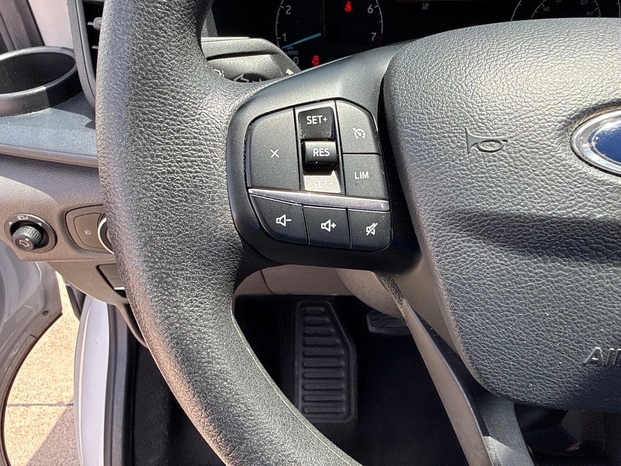 Certified 2024 Ford Transit 350 XLT RWD image 28