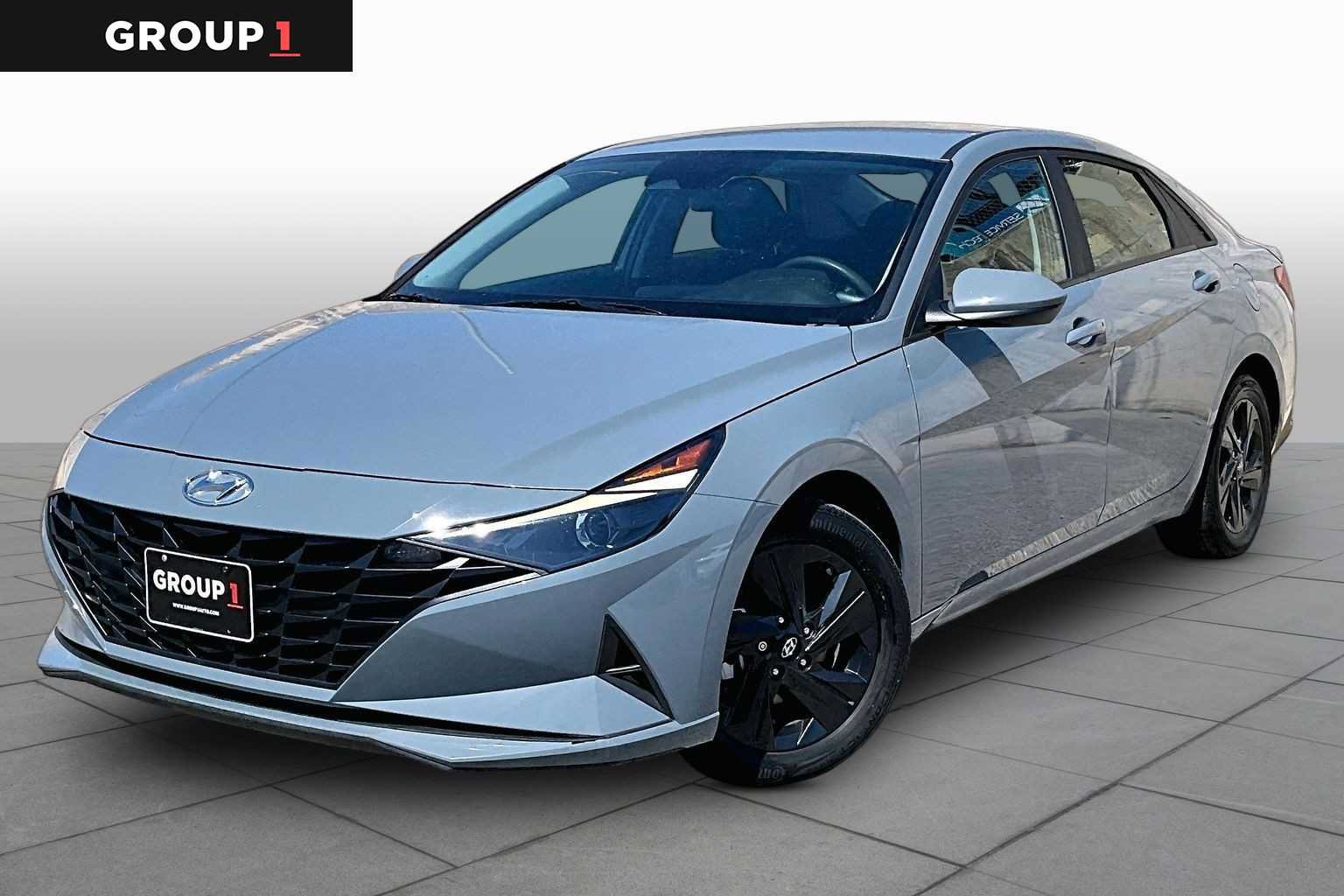 Used 2023 Hyundai Elantra SEL FWD image 1
