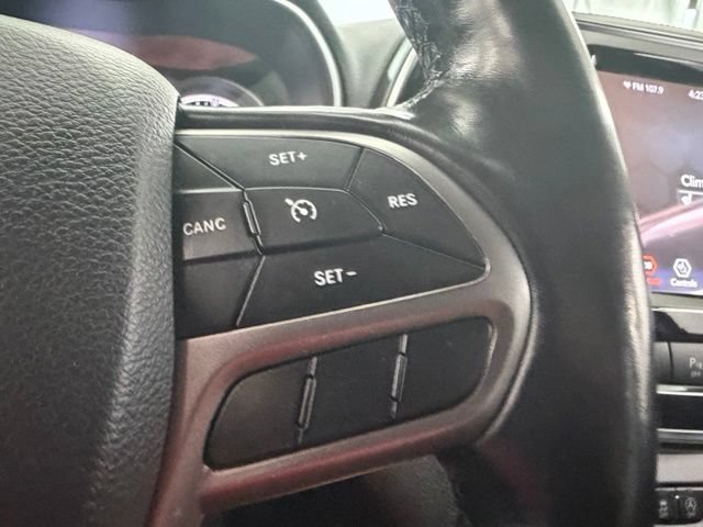 Used 2020 Jeep Cherokee Limited w/ Luxury Group AWD/4WD image 27