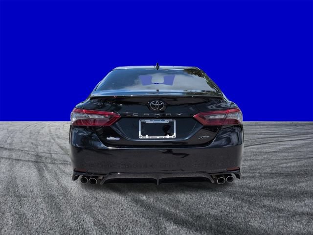 Used 2022 Toyota Camry XSE FWD image 4