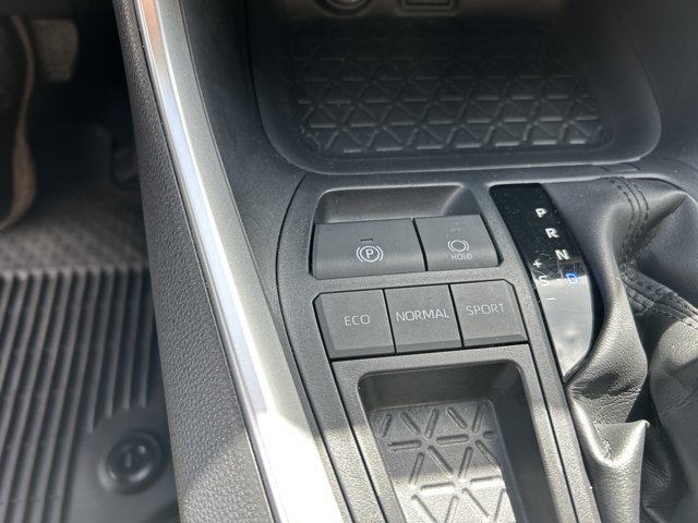 Used 2023 Toyota RAV4 XLE Premium FWD image 28