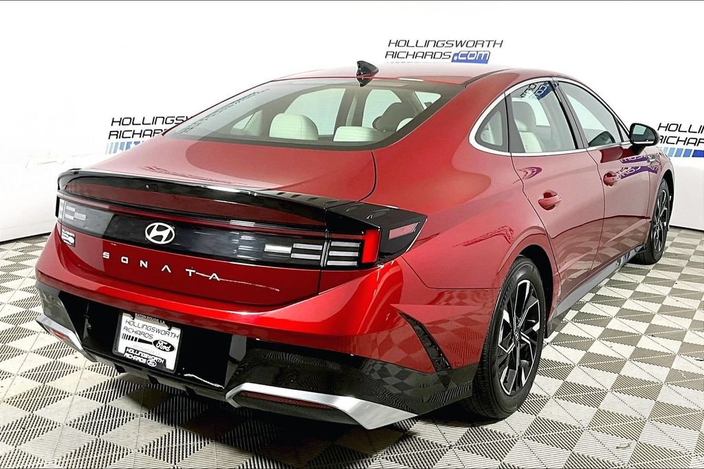 Used 2025 Hyundai Sonata SEL FWD image 9