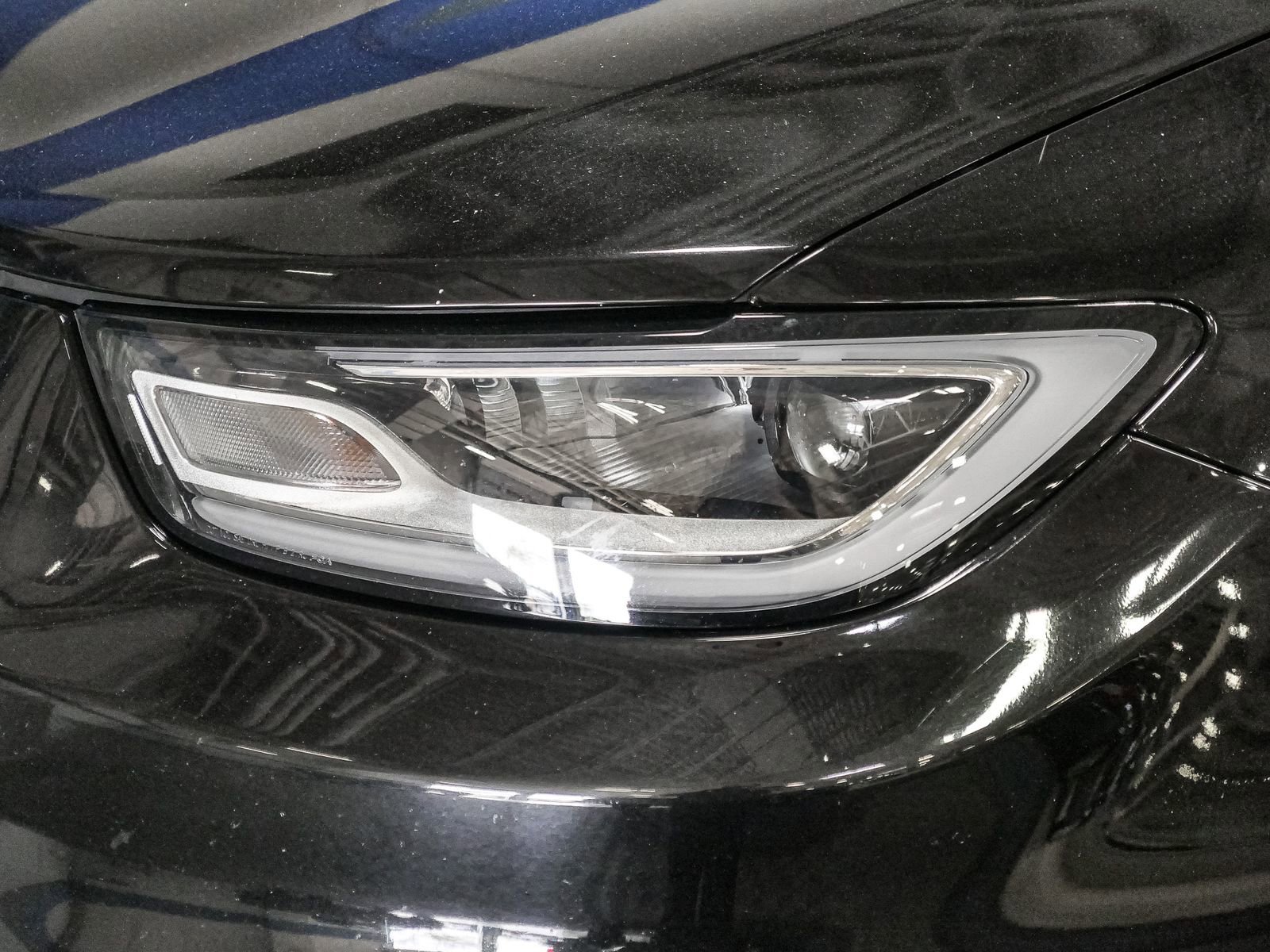 Used 2024 Chrysler Pacifica Touring-L image 14