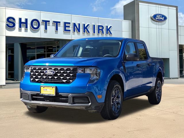 Certified 2025 Ford Maverick XLT w/ Equipment Group 302A AWD/4WD image 3