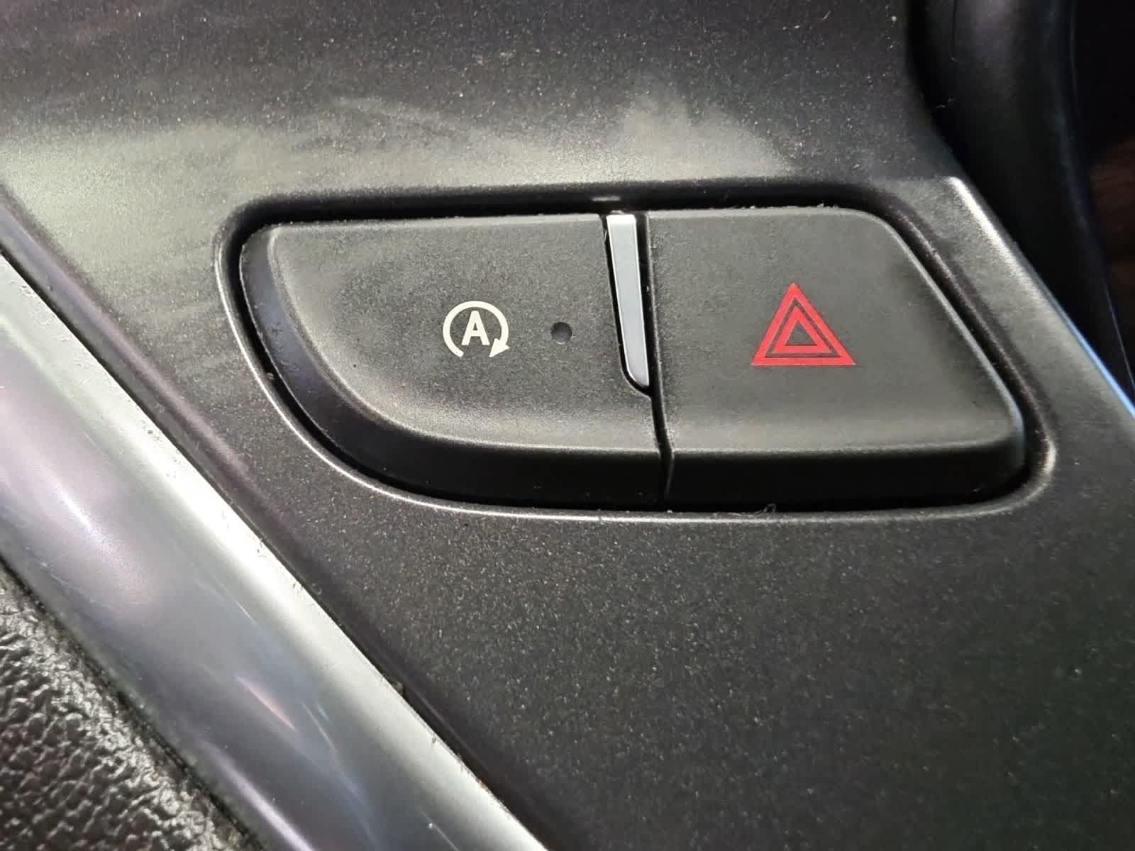 Used 2020 Chevrolet Blazer LT FWD image 25