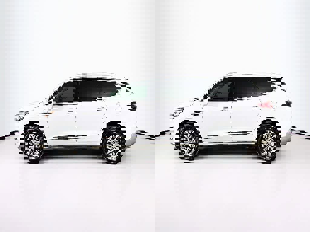 Used 2020 Buick Enclave Essence w/ Trailering Package, 5000 lbs. image 2