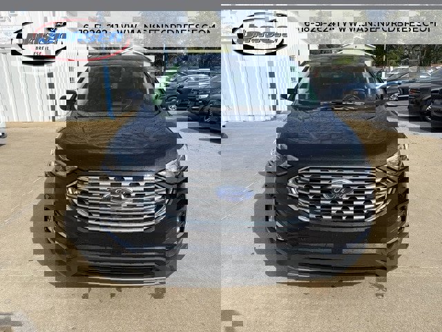 Certified 2024 Ford Edge Titanium image 2