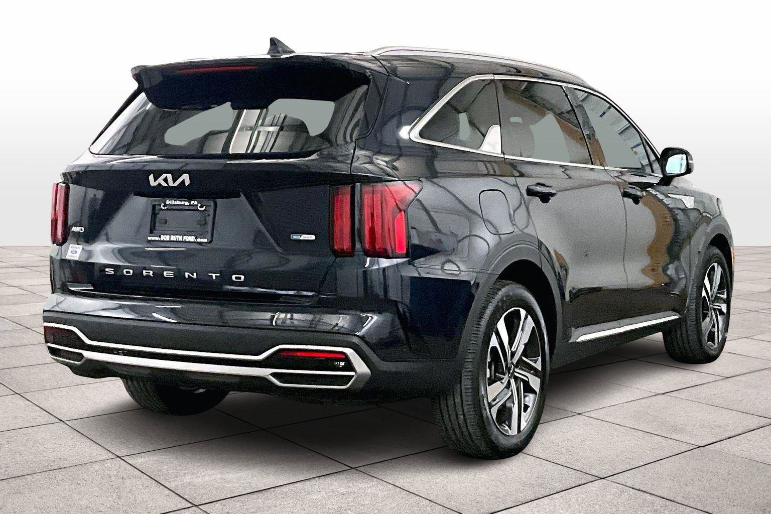 Used 2022 Kia Sorento SX image 3