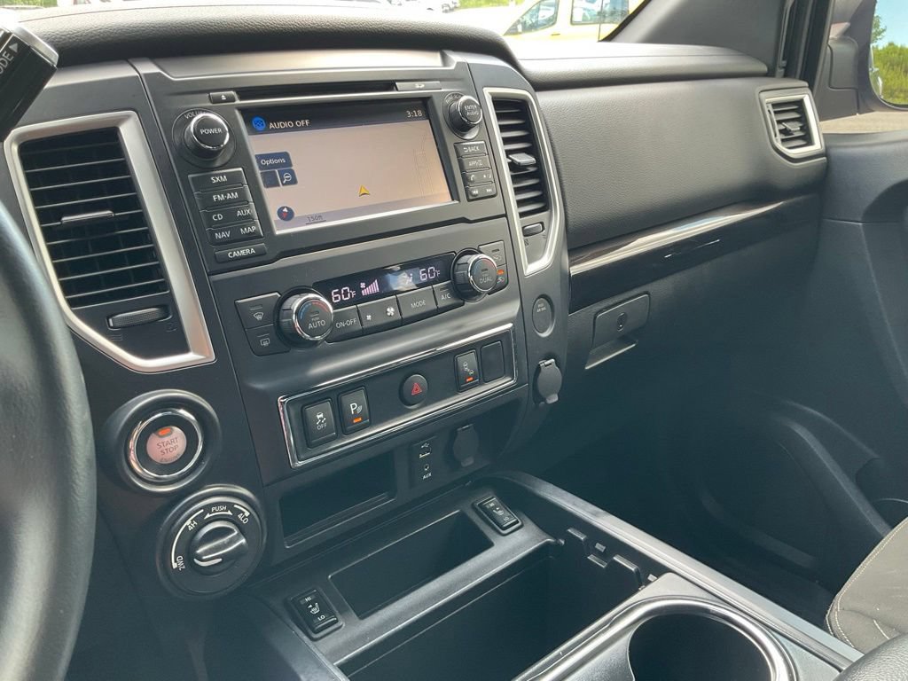 Used 2018 Nissan Titan SV w/ SV Convenience Package AWD/4WD image 8