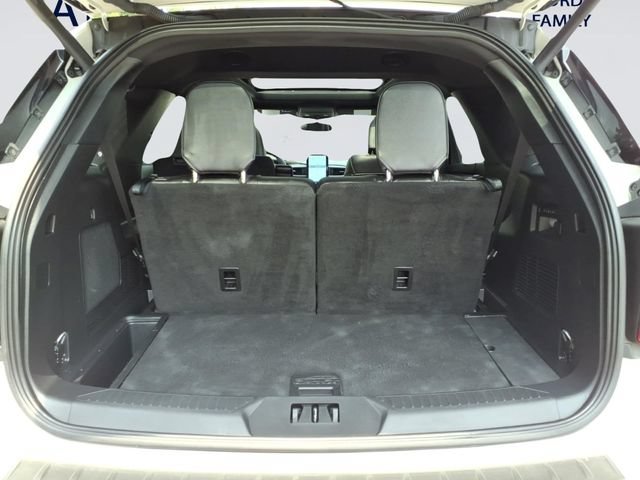 Certified 2023 Ford Explorer ST w/ Equipment Group 401A AWD/4WD image 8