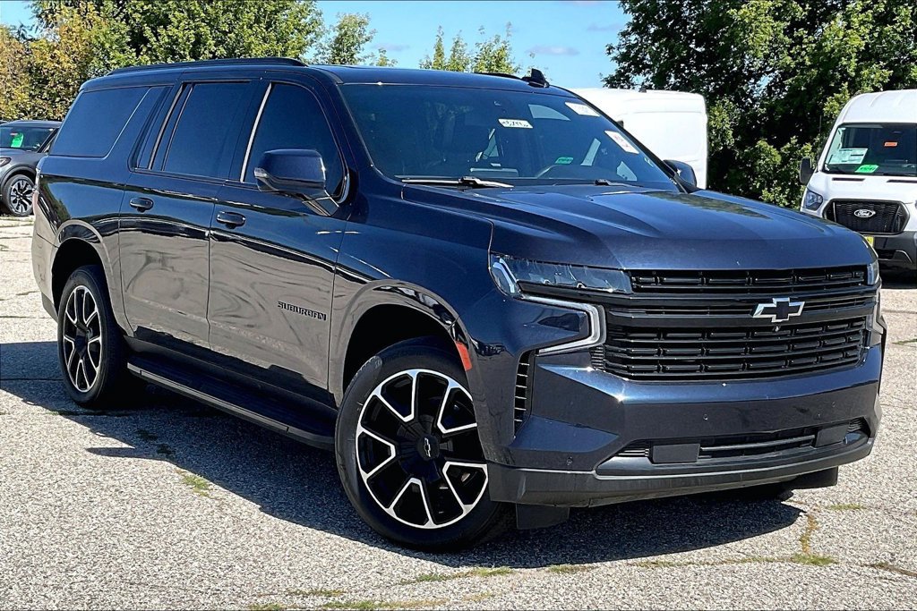 Used 2024 Chevrolet Suburban RST w/ Luxury Package