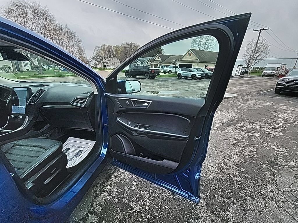 Certified 2023 Ford Edge SEL w/ Convenience Package AWD/4WD image 15