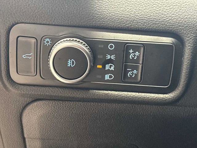 Certified 2023 Ford Explorer ST-Line image 18