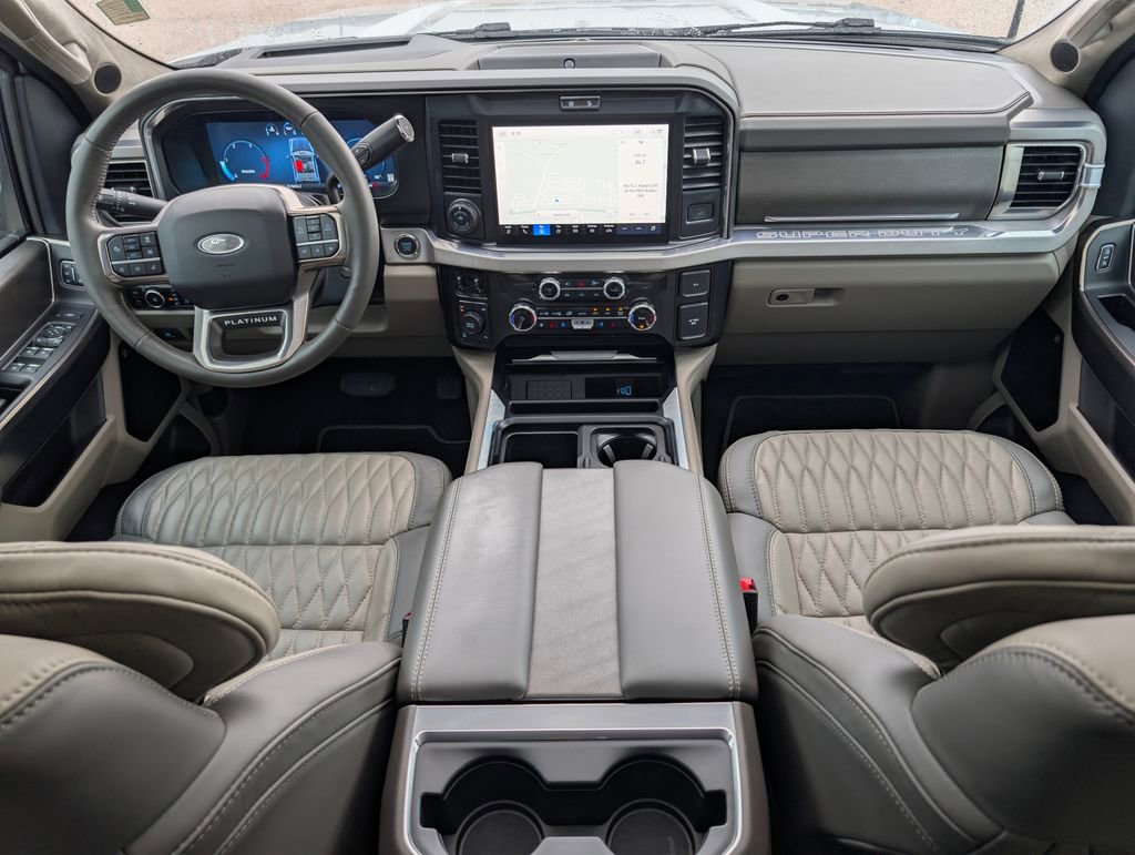 Certified 2025 Ford F350 Platinum w/ Platinum Plus Package AWD/4WD image 14