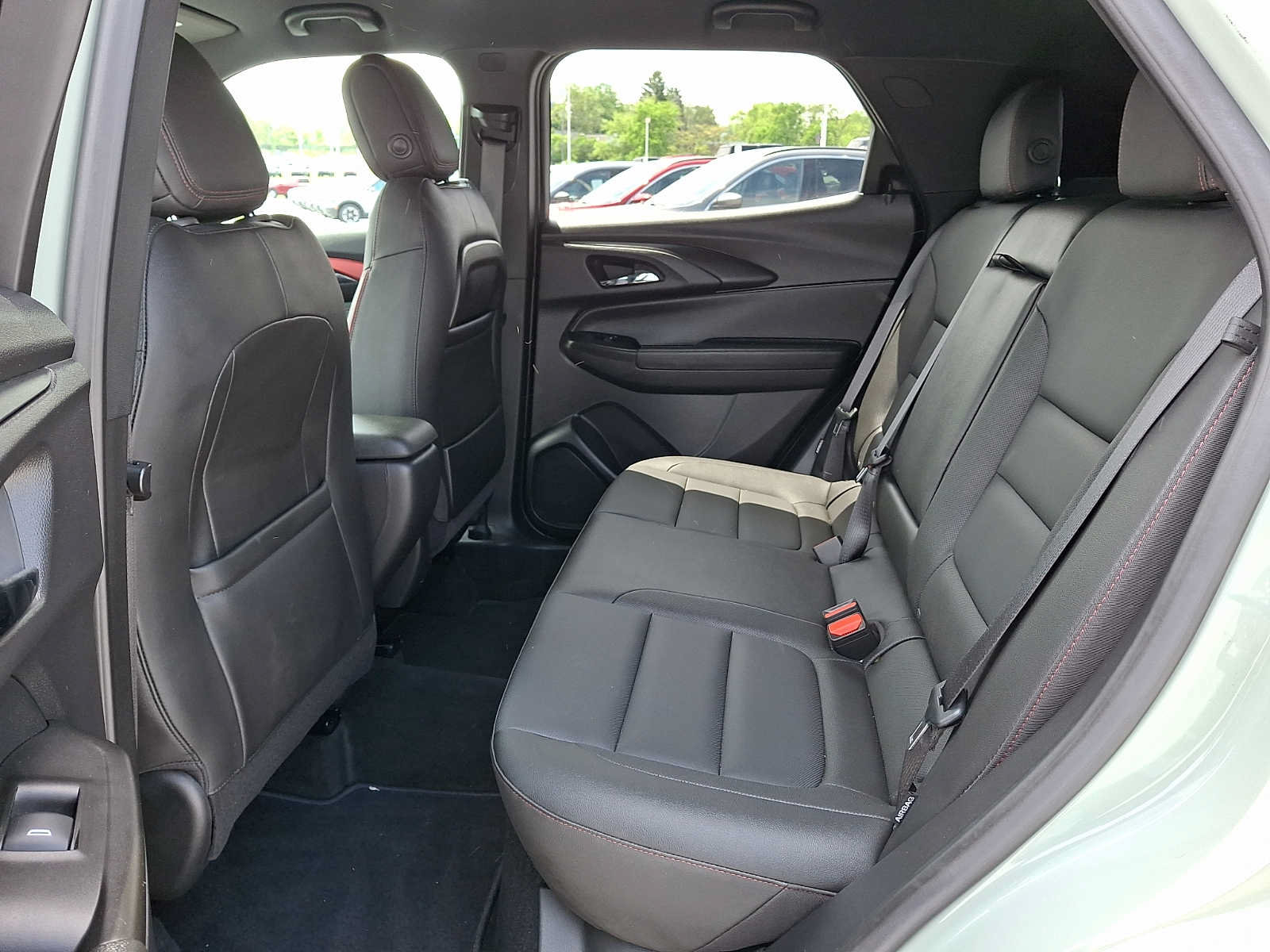 Used 2024 Chevrolet TrailBlazer RS w/ Driver Confidence Package AWD/4WD image 10