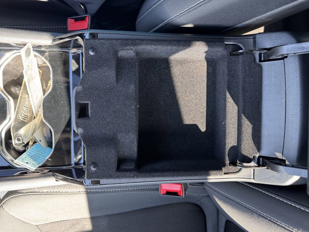 Used 2023 Jeep Grand Cherokee Laredo image 23