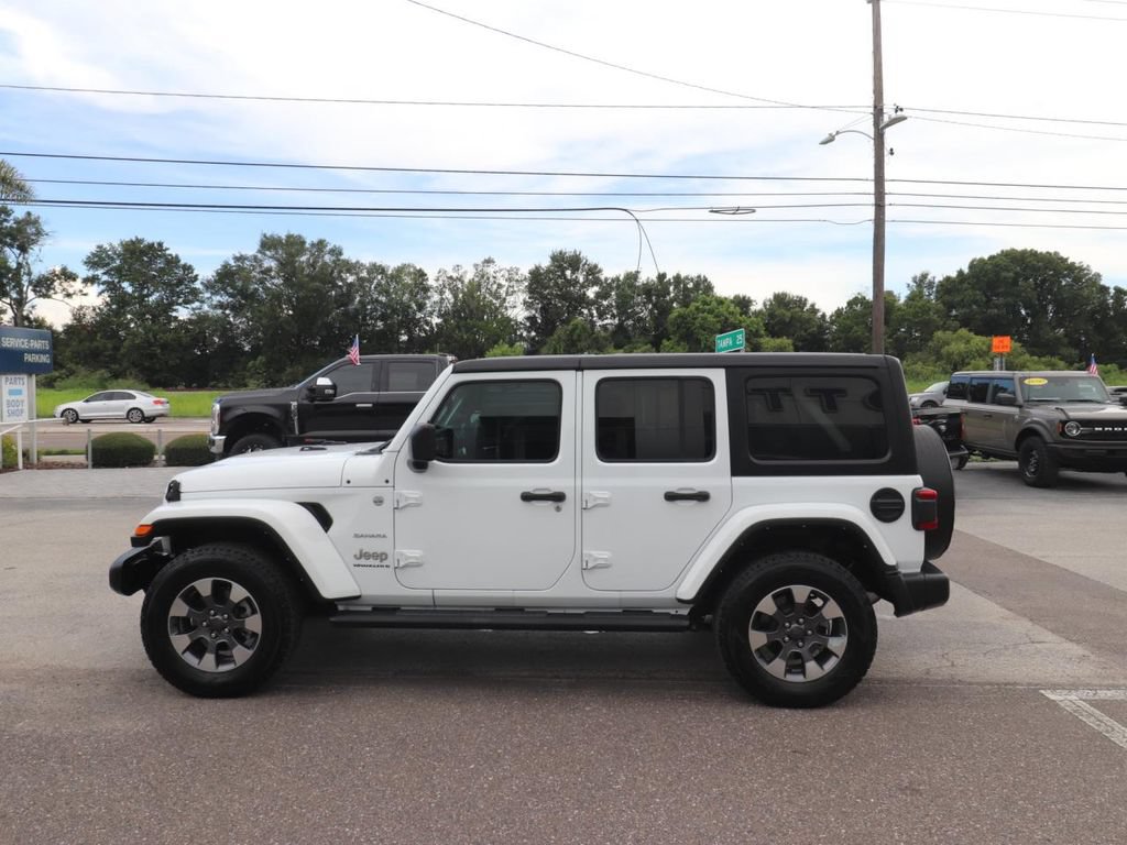 Used 2023 Jeep Wrangler Unlimited Sahara w/ LED Lighting Group AWD/4WD image 8