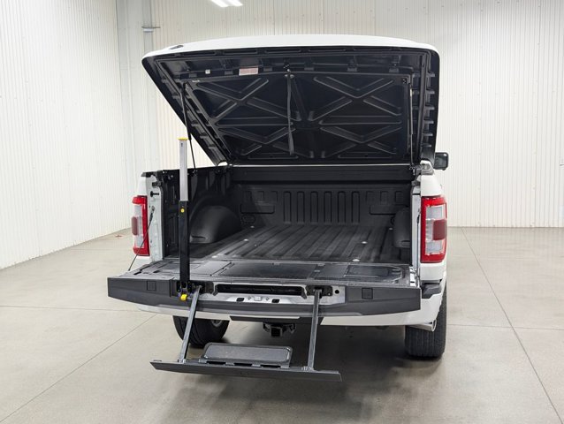 Certified 2022 Ford F150 Platinum w/ Equipment Group 701A High AWD/4WD image 29