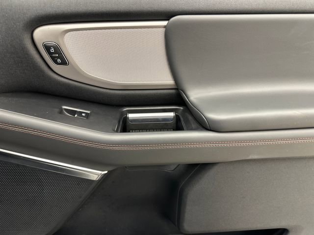 Certified 2025 Ford Expedition Active image 13