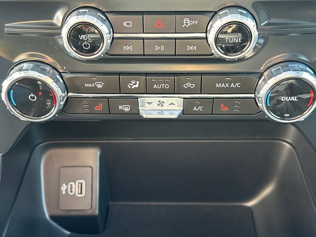 Certified 2025 Ford F150 Tremor AWD/4WD image 36