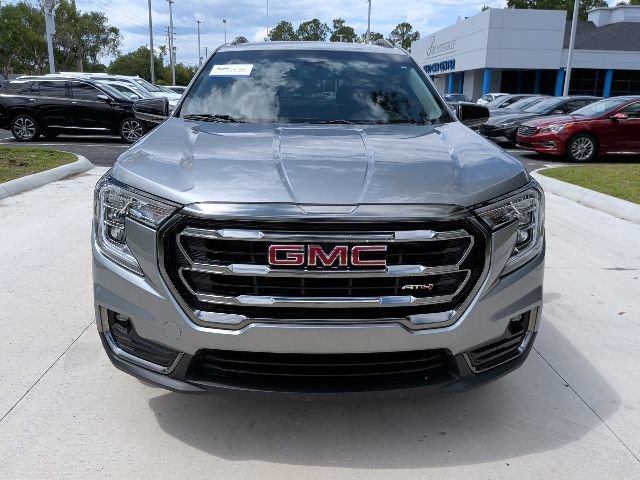 Used 2023 GMC Terrain AT4 AWD/4WD image 7