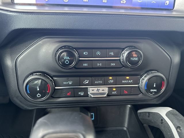 Certified 2022 Ford Bronco Outer Banks w/ Sasquatch Package AWD/4WD image 19