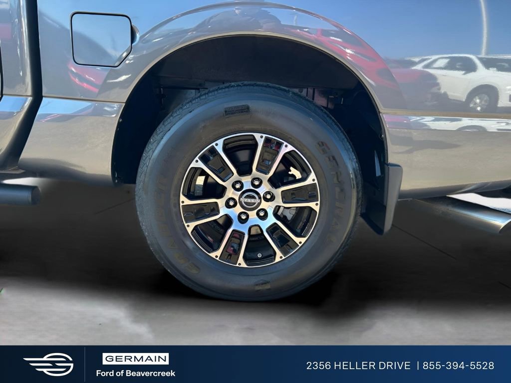 Used 2023 Nissan Titan SV w/ SV Convenience Package image 24