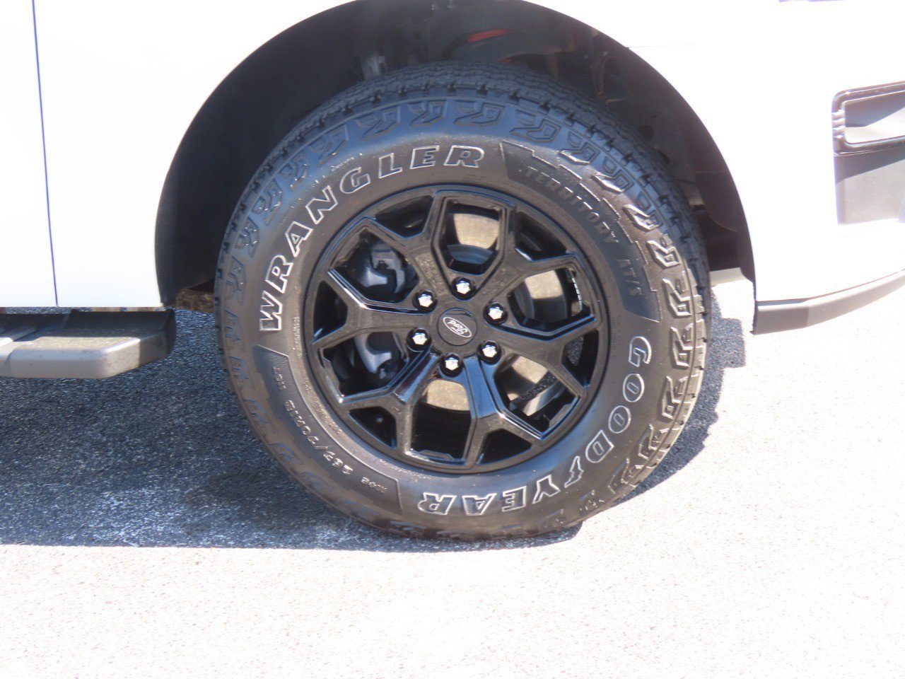 Certified 2024 Ford Expedition Timberline image 9