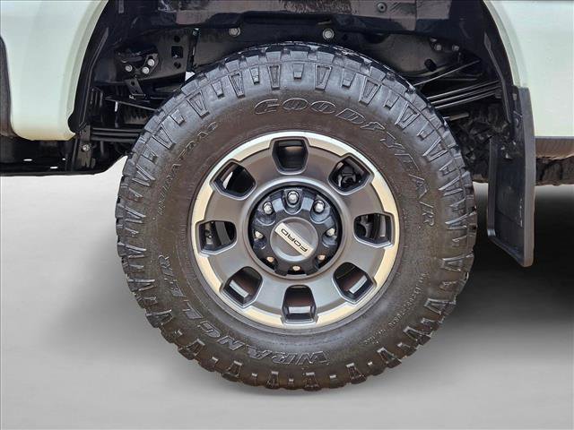 Certified 2024 Ford F250 Platinum w/ Tremor Off-Road Package AWD/4WD image 25