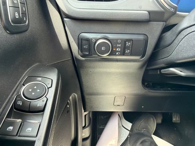Certified 2025 Ford Escape Platinum AWD/4WD image 21