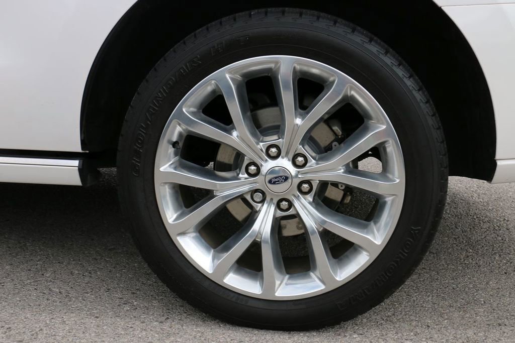 Certified 2019 Ford Expedition Platinum AWD/4WD image 9
