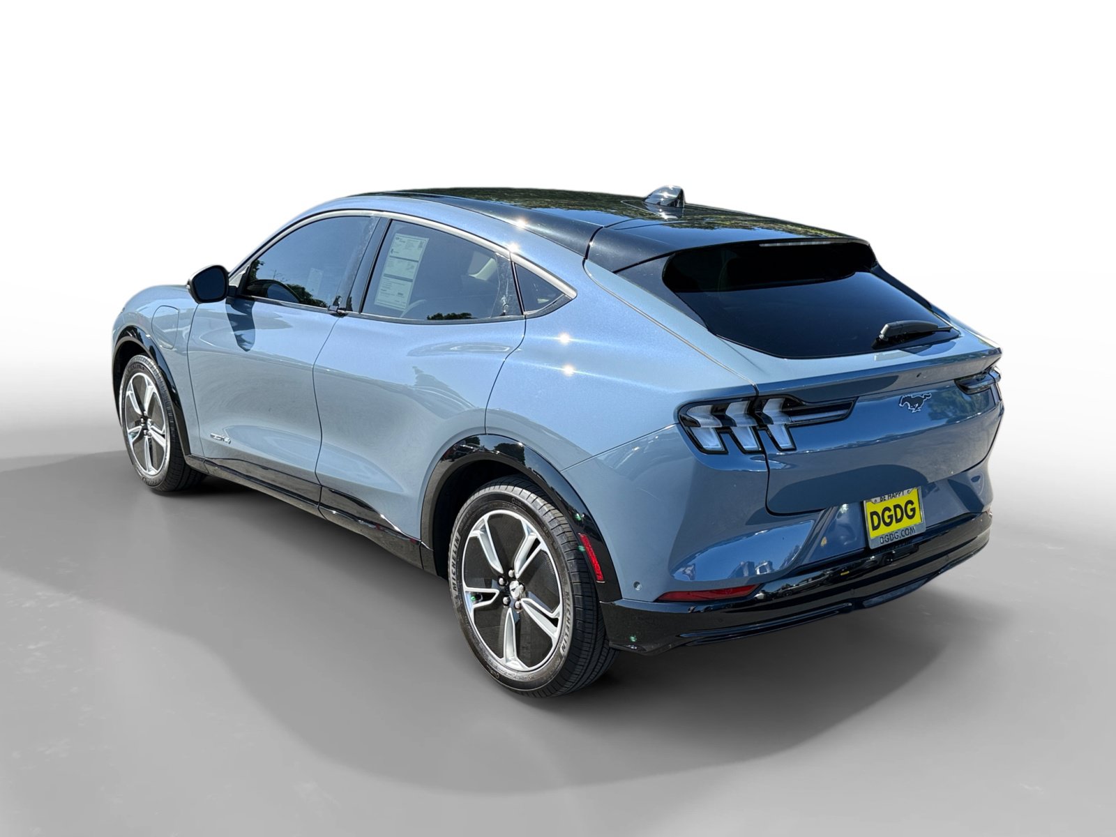 Certified 2023 Ford Mustang Mach-E Premium AWD/4WD image 3
