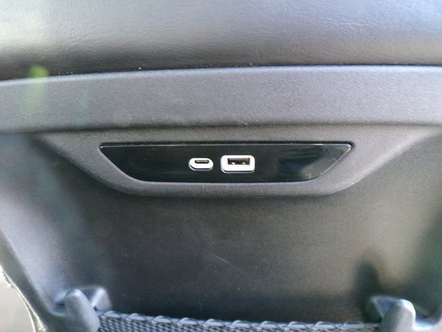 Used 2024 Chrysler Pacifica Touring-L FWD image 14