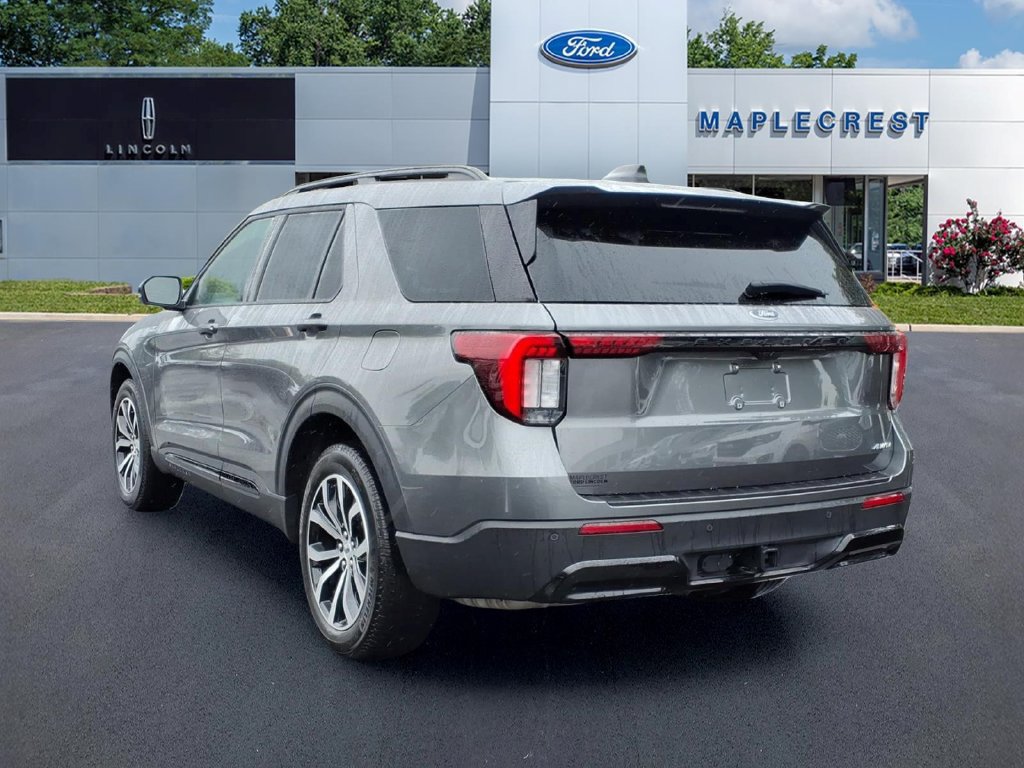 Certified 2026 Ford Explorer ST-Line AWD/4WD image 3