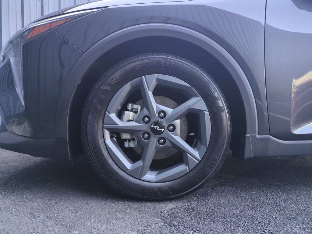 Used 2025 Kia K4 FWD image 28