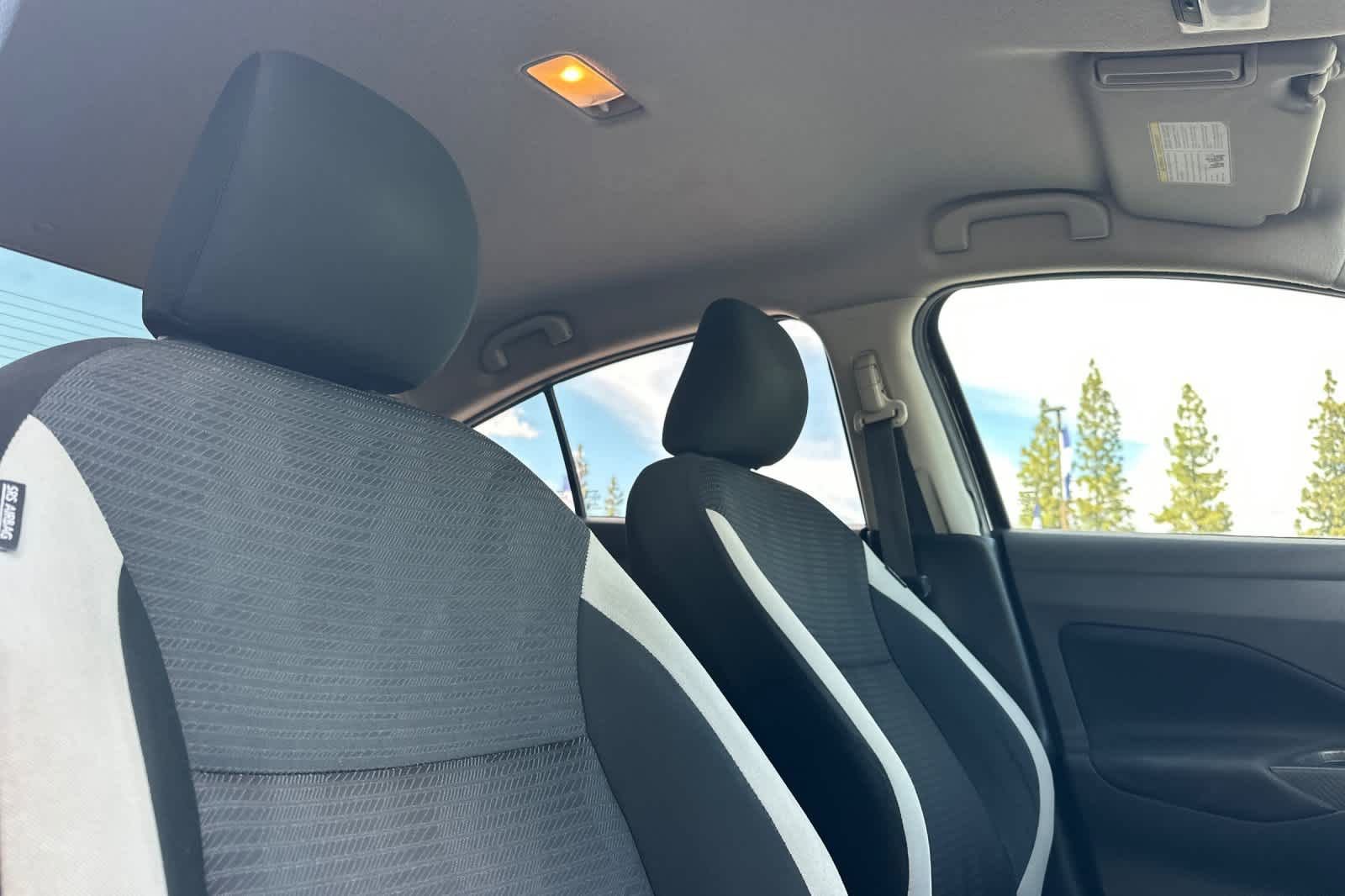 Used 2021 Nissan Versa SV image 16