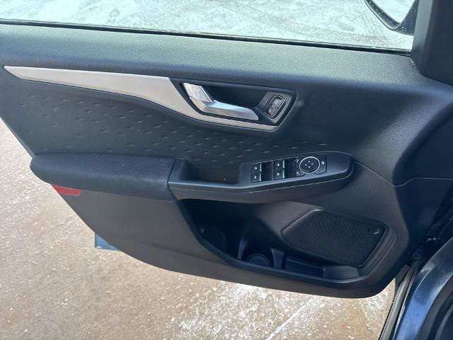 Certified 2020 Ford Escape SE image 26