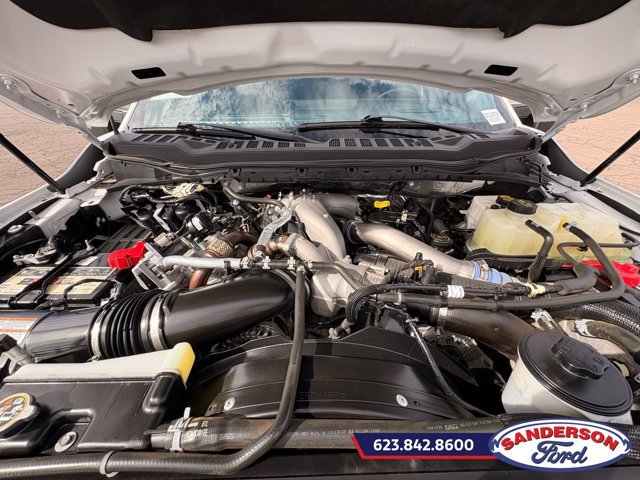 Certified 2024 Ford F450 Platinum w/ FX4 Off-Road Package AWD/4WD image 9