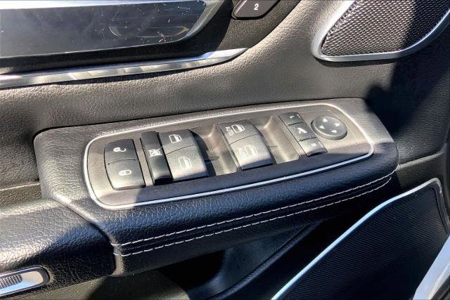 Used 2023 RAM 1500 Laramie AWD/4WD image 36